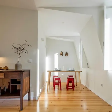Santos By Linc Apartment *