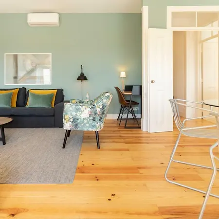 Santos By Linc Apartment *